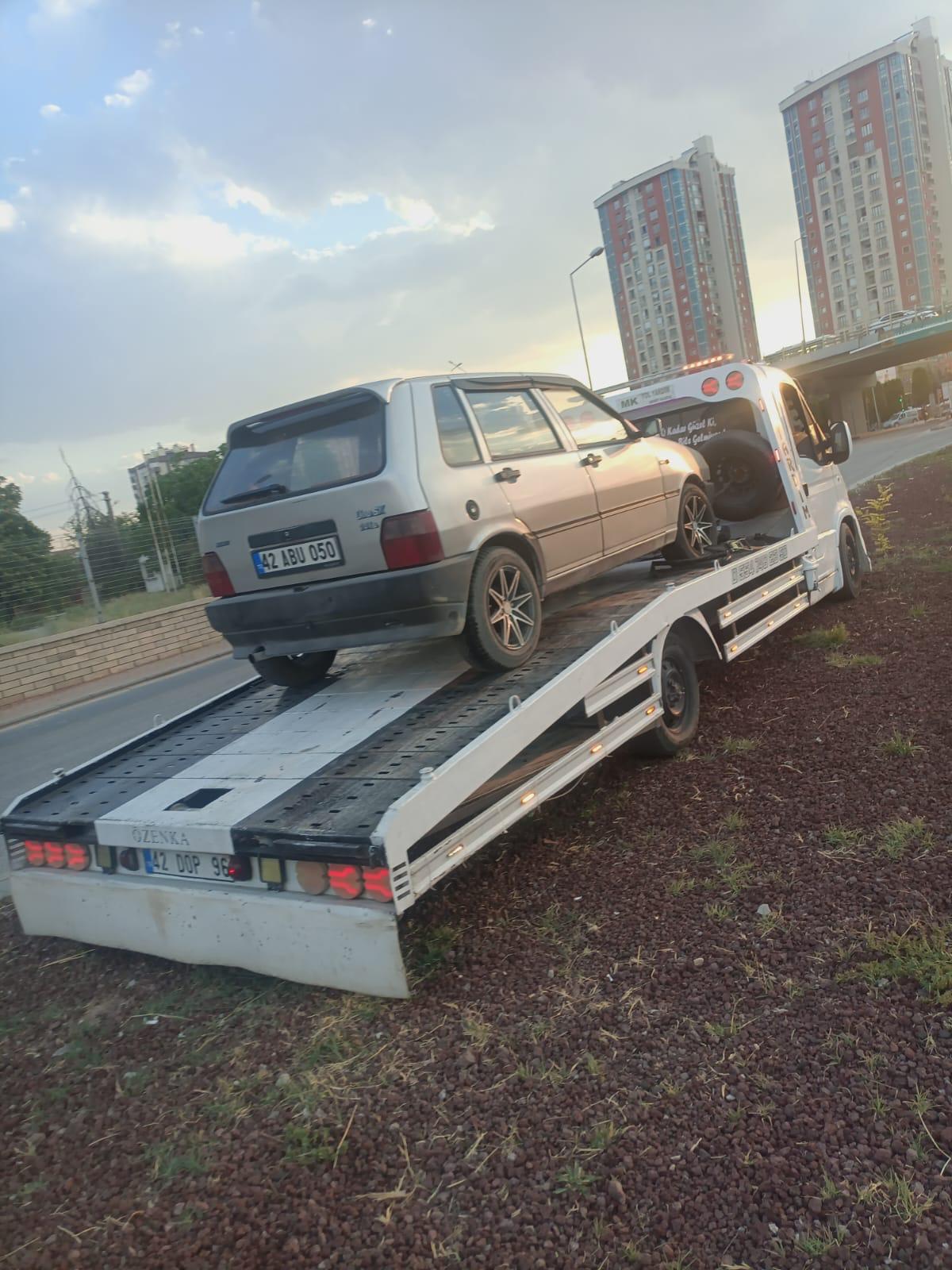 Çekici platformunda taşınan hafif ticari araç